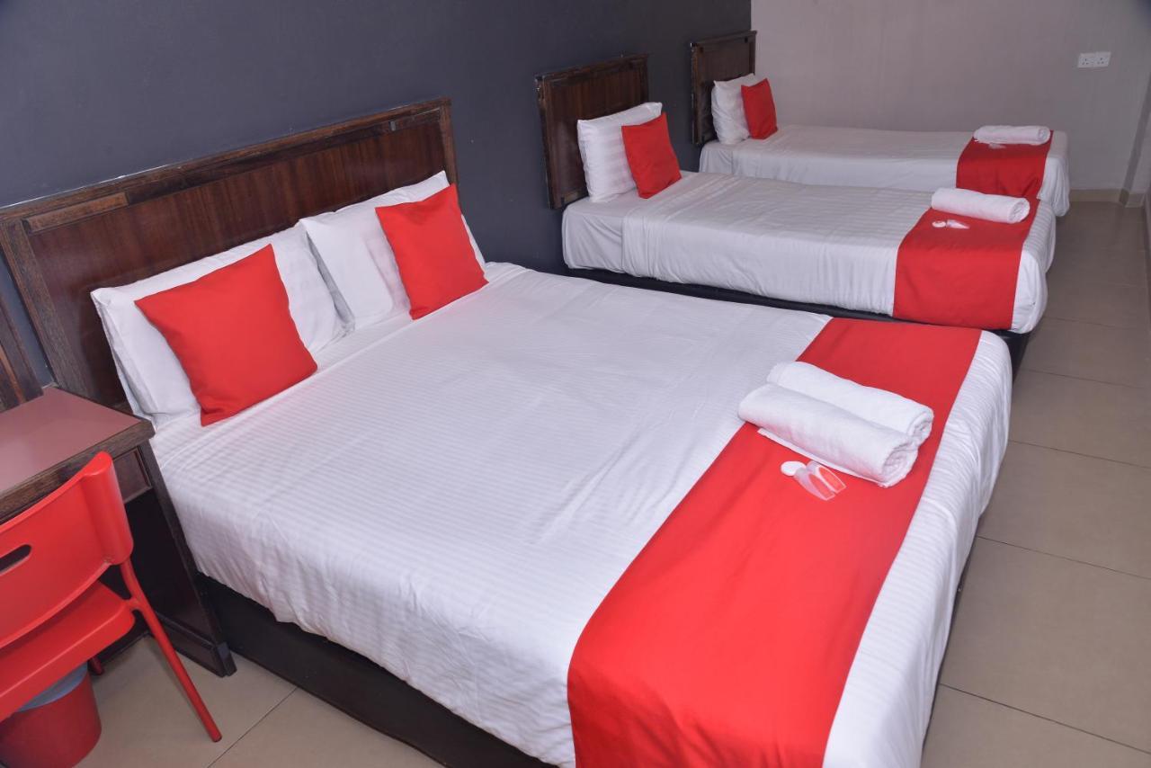 Nice Stay Hotel Raub Exterior photo